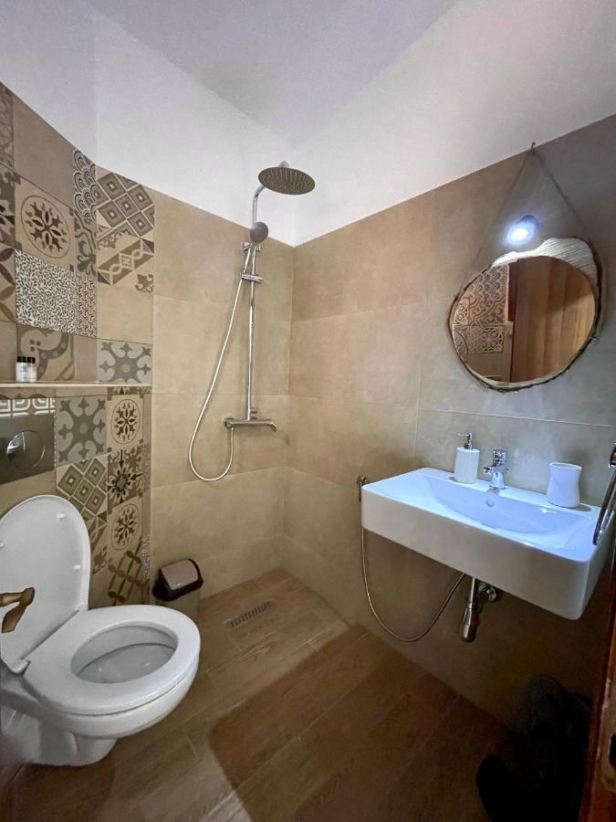 Tekada Hotel & Restaurant Vlorë 외부 사진