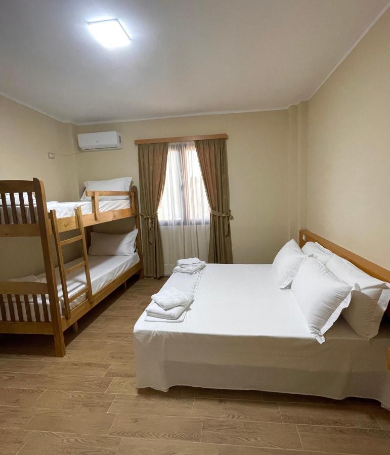 Tekada Hotel & Restaurant Vlorë 외부 사진