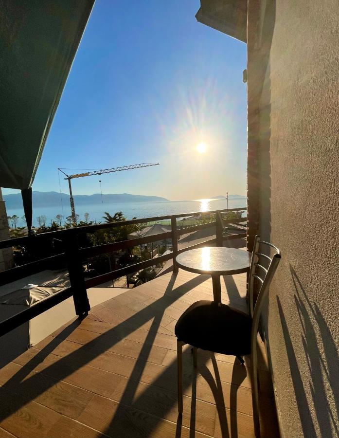 Tekada Hotel & Restaurant Vlorë 외부 사진