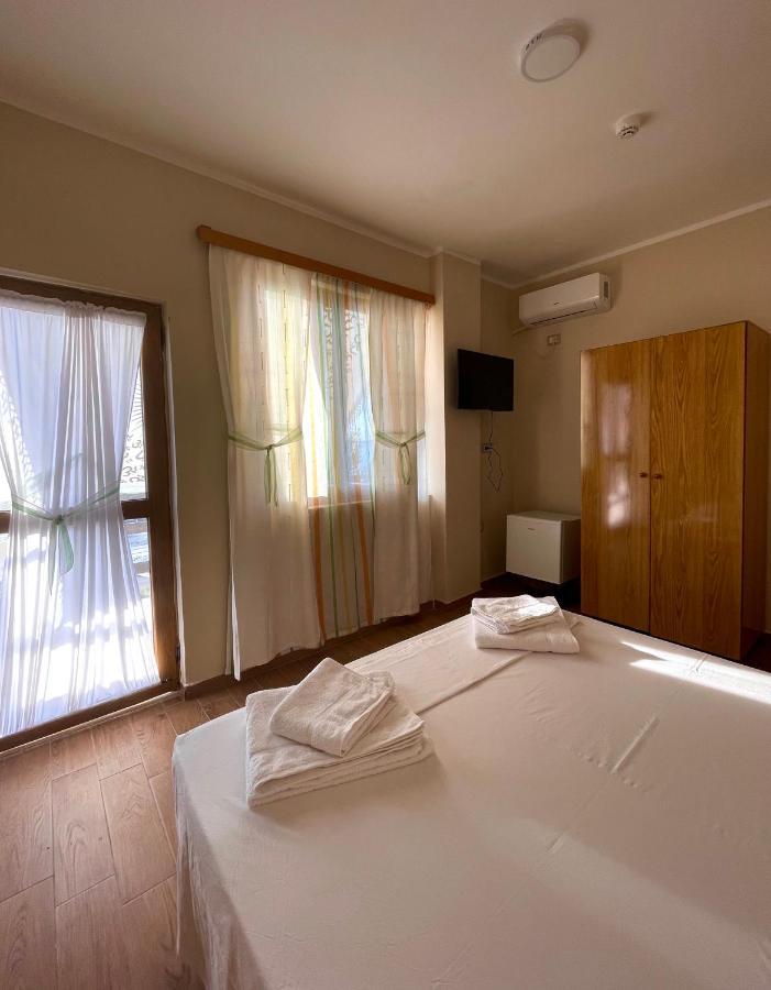 Tekada Hotel & Restaurant Vlorë 외부 사진