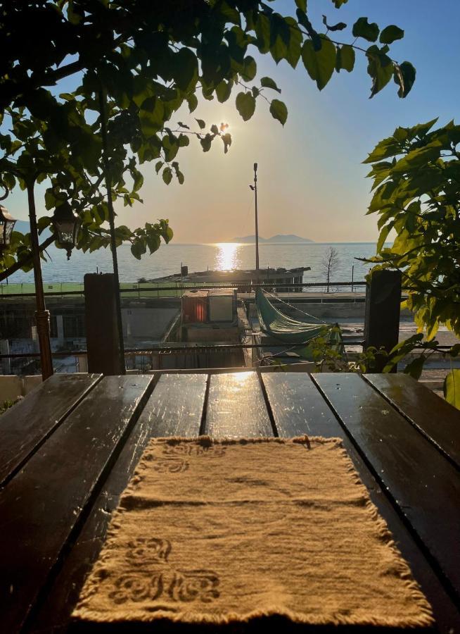 Tekada Hotel & Restaurant Vlorë 외부 사진